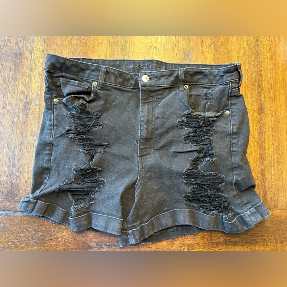 American Eagle Outfitters MOM SHORT Black Distressed Women's Shorts- size 18